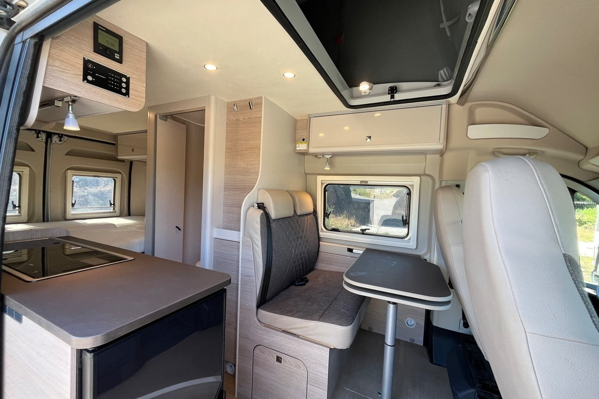 Fourgon aménagé Occasion Burstner Campeo - WMV01378