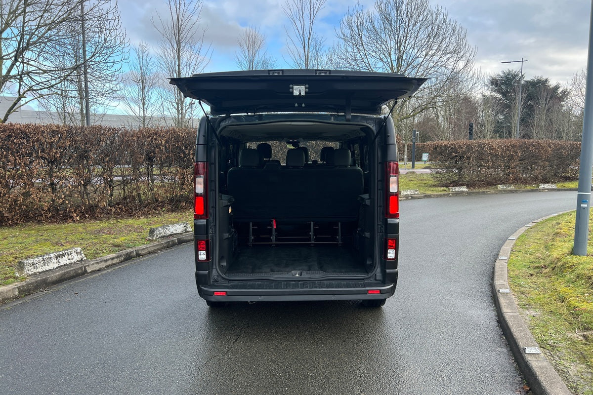 Minibus Occasion Nissan WeVan Market - WMV01413