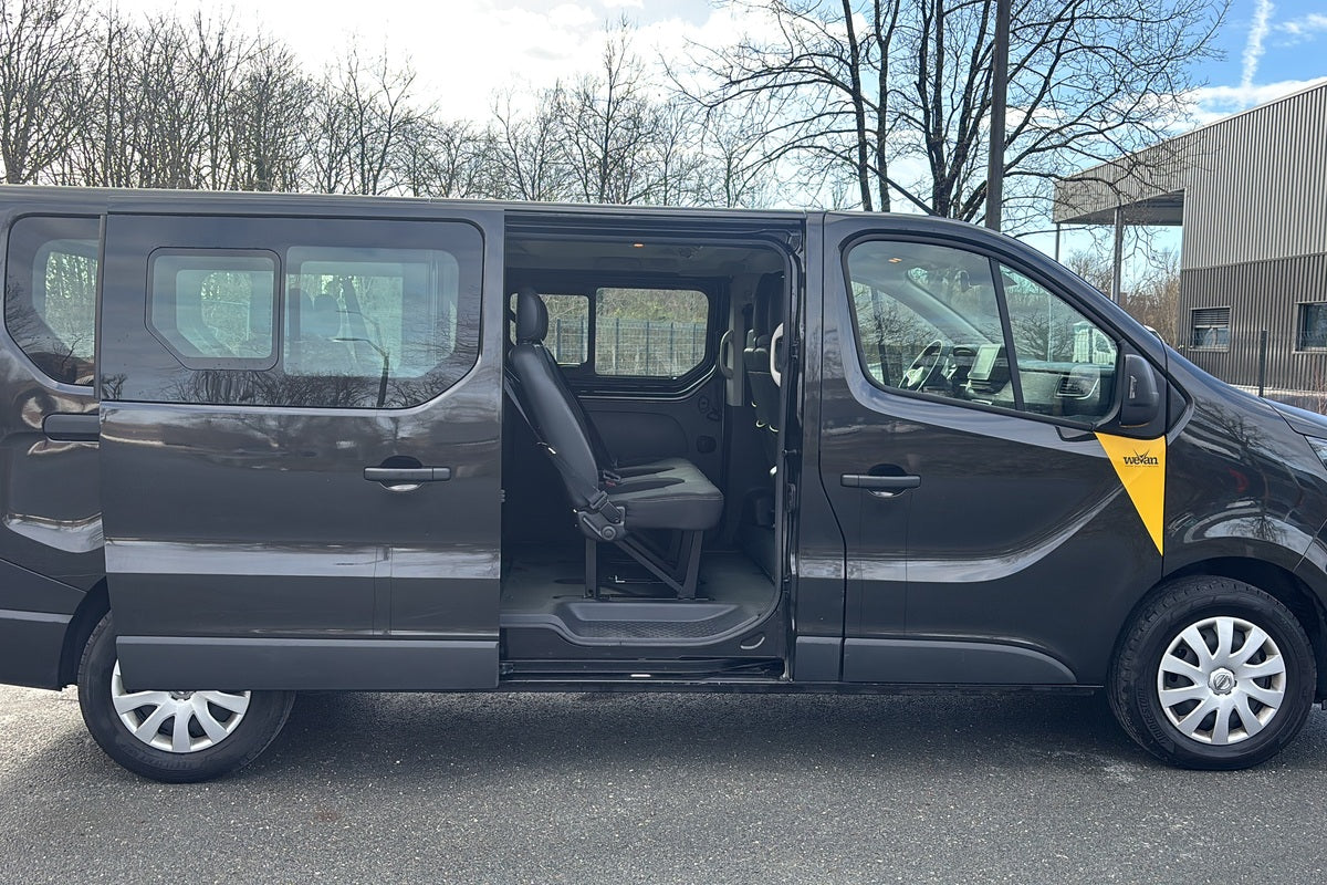 Minibus Occasion Nissan 9 place(s) - WMV01415