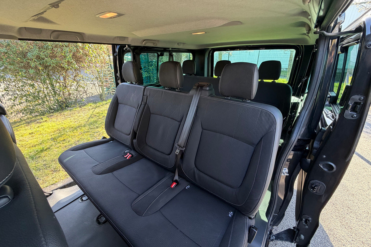 Minibus Occasion Nissan Primastar - WMV00371