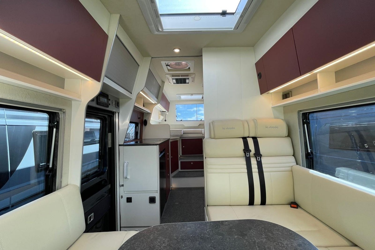 Fourgon aménagé Occasion La Strada Nova - WMV01426