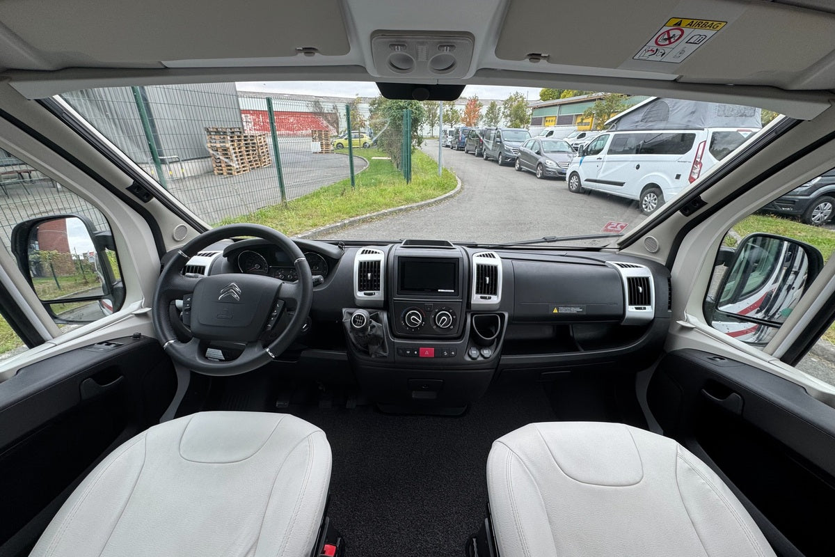 Fourgon aménagé Occasion Pilote V540G - WMV01645