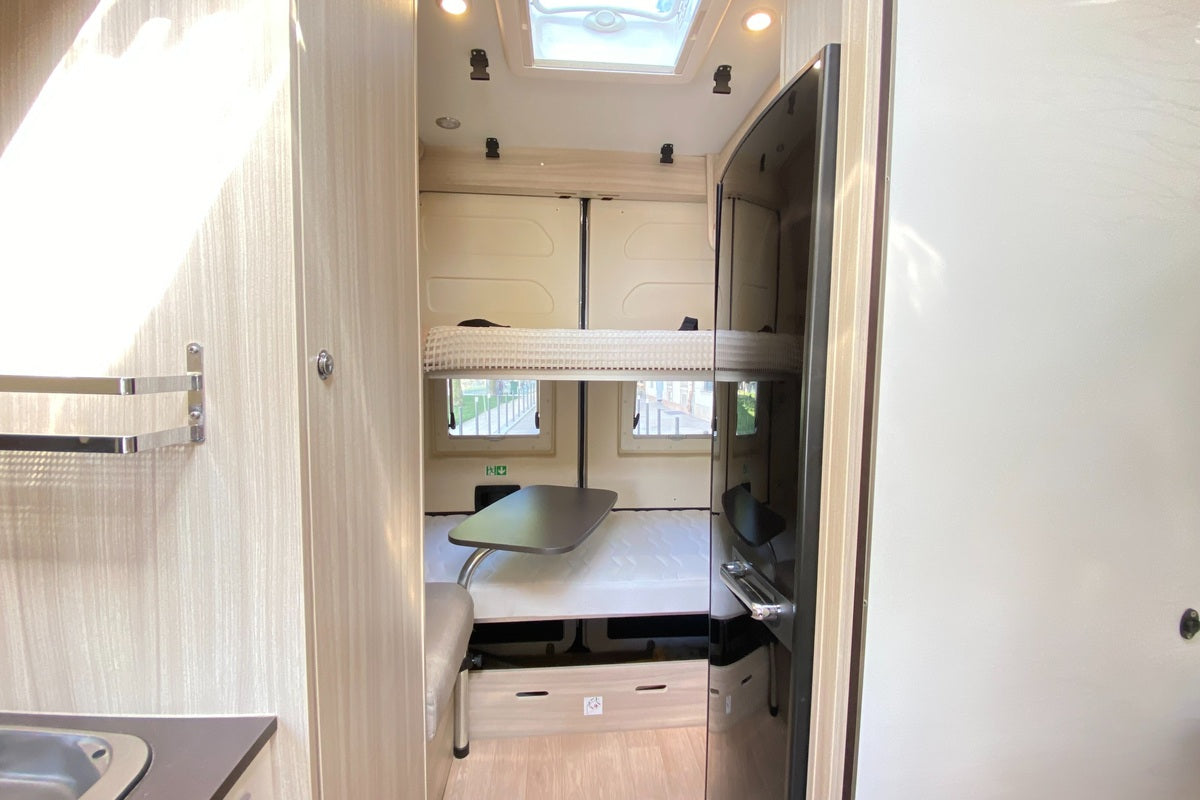 Fourgon aménagé Occasion Dreamer Camper Five - WMV01672