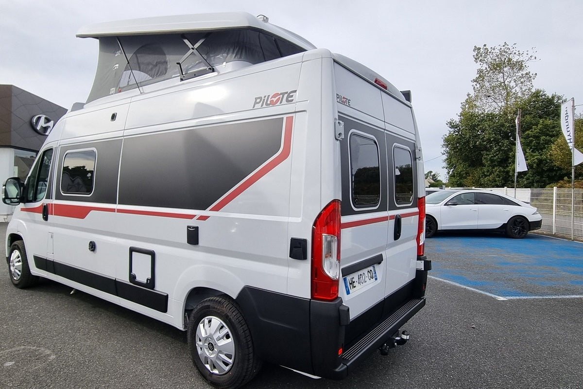 Fourgon aménagé Occasion Pilote V600G - WMV01737