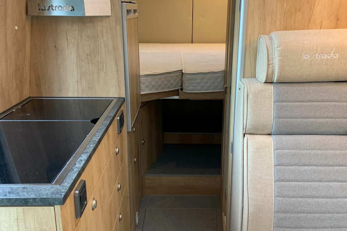Fourgon aménagé Occasion La Strada Avanti - WMV00316
