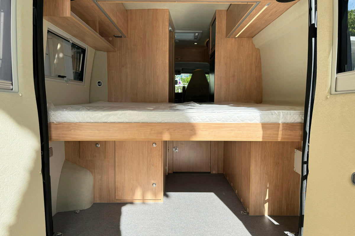 Fourgon aménagé Neuf La Strada BVA9 - WMV00673