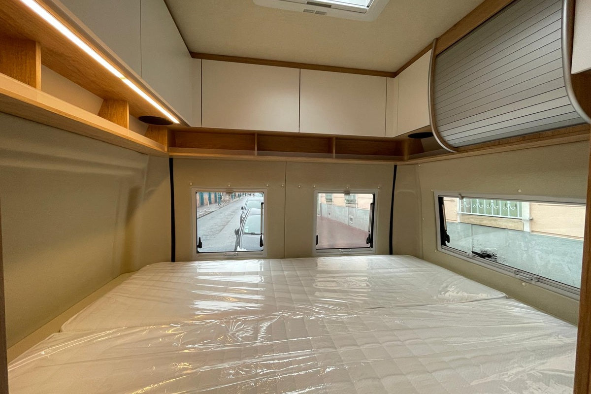 Fourgon aménagé Neuf La Strada WeVan Market - WMV00975