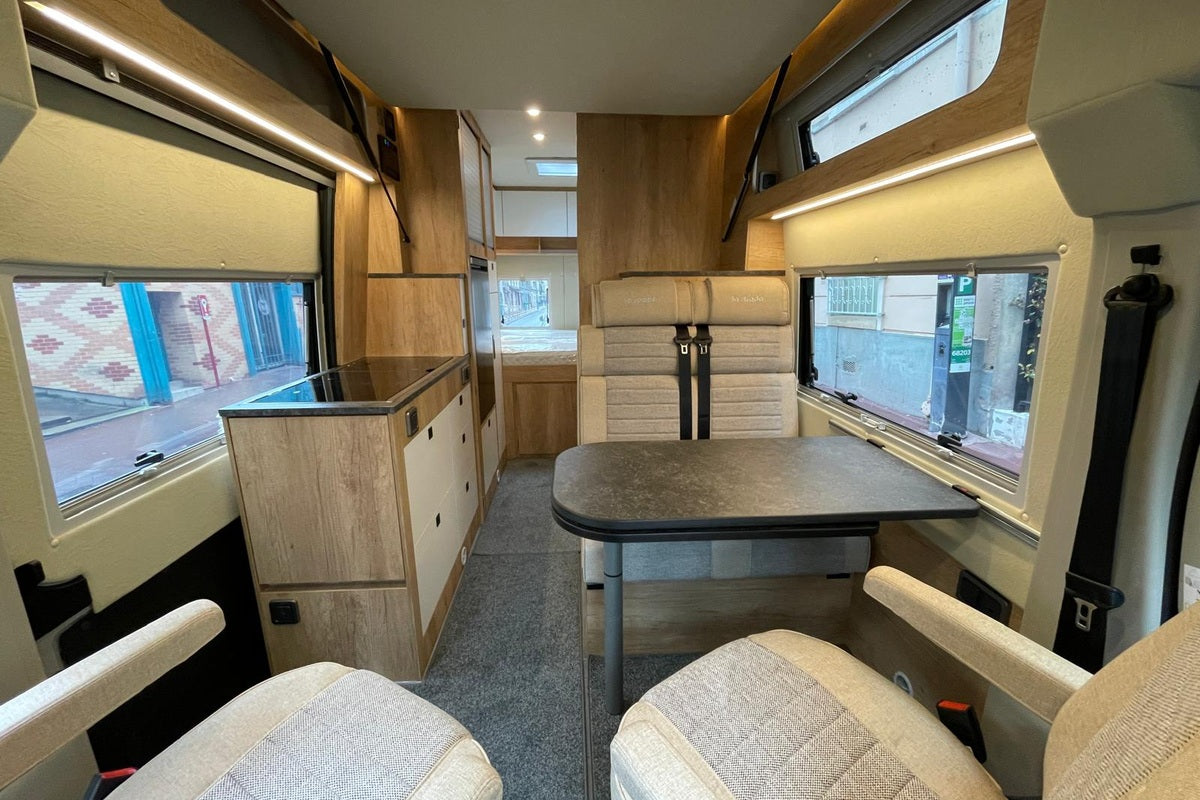 Fourgon aménagé Neuf 4 place(s)  WeVan Market - WMV00975