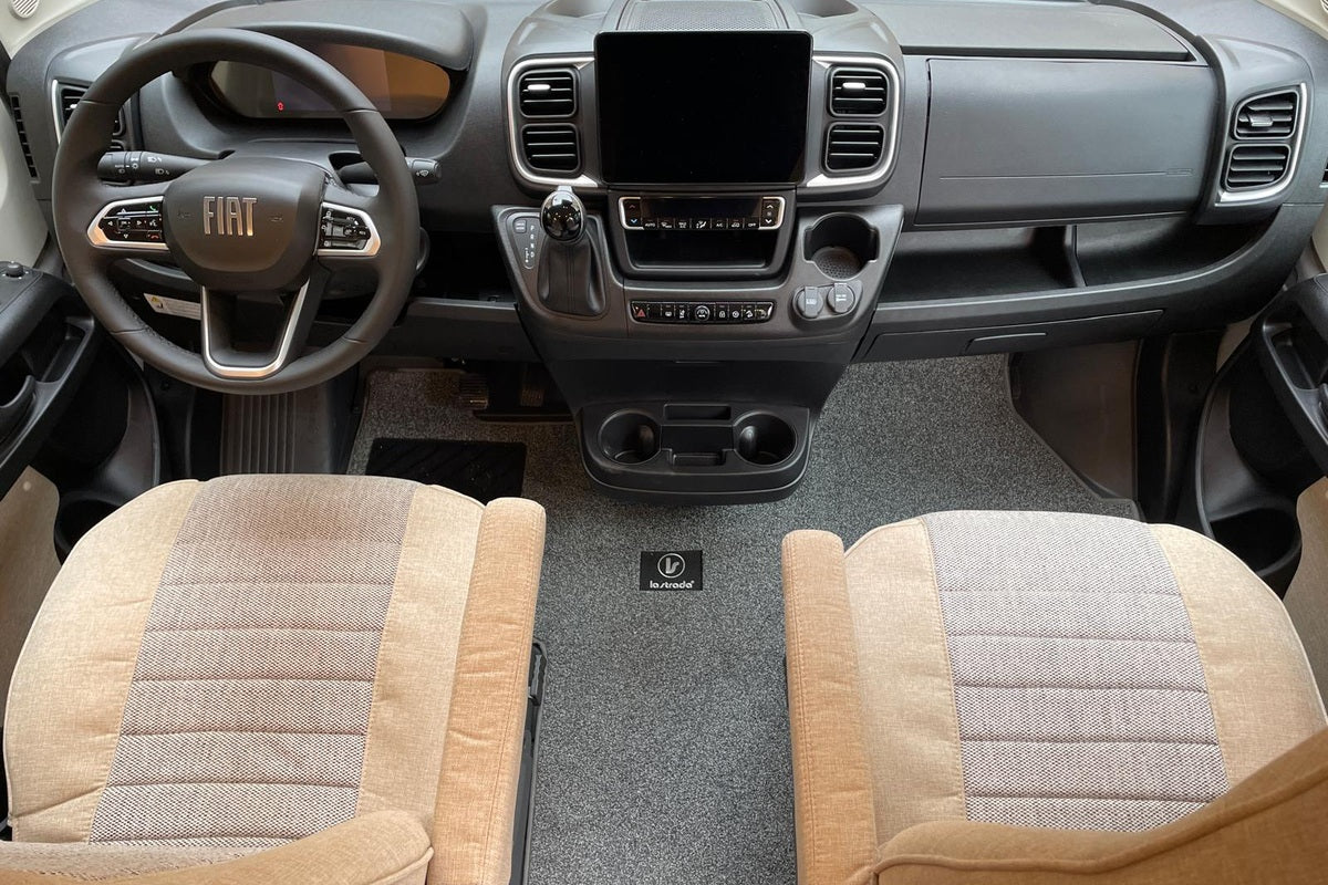 Fourgon aménagé Neuf La Strada BVA8 - WMV00975