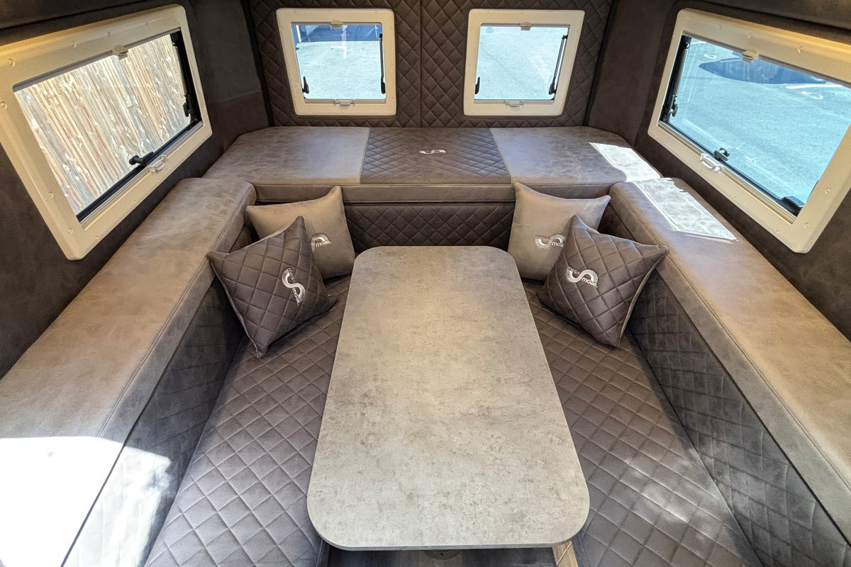 Fourgon aménagé Neuf Mega Mobil Thunder Grey - WMV01042